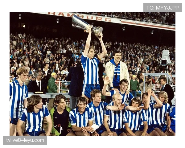 沙勒罗瓦边路进攻犀利,状态回暖斩获关键胜利 沙勒罗瓦边路进攻犀利,状态回暖斩获关键胜利