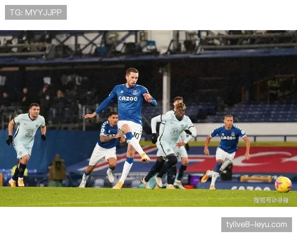 埃弗顿中场核心发力,关键球员驱动战术革新助力球队成绩攀升 埃弗顿中场核心发力,关键球员驱动战术革新助力球队成绩攀升