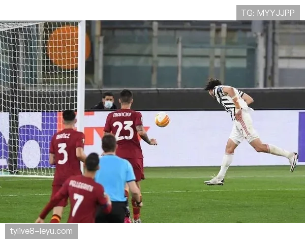 埃因霍温边路进攻持续发力，团队配合彰显强大实力