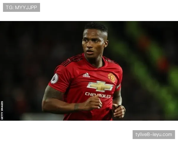 瓦伦西亚防线再遭打击,表现受损影响赛季走势 瓦伦西亚防线再遭打击,表现受损影响赛季走势